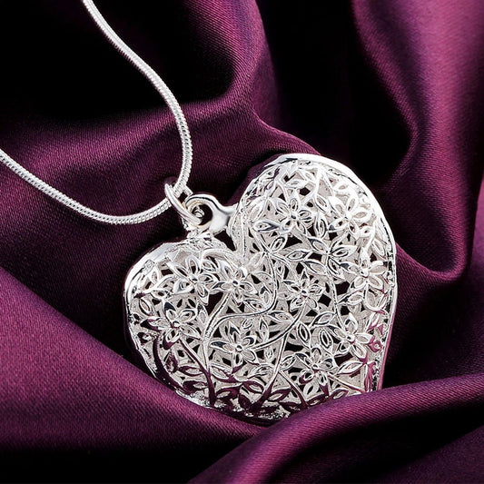 Silver color heart necklace